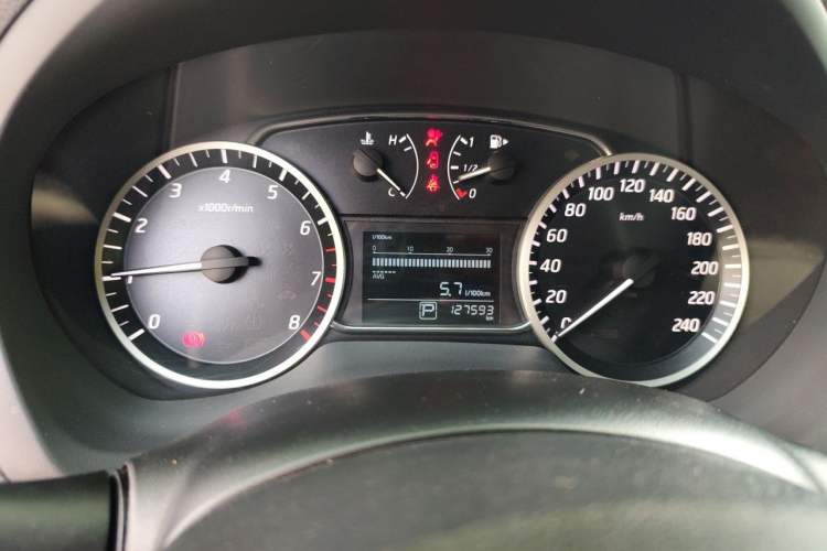 Used Nissan Sylphy 2016 1.6 XL CVT Deluxe Edition Instrument Cluster