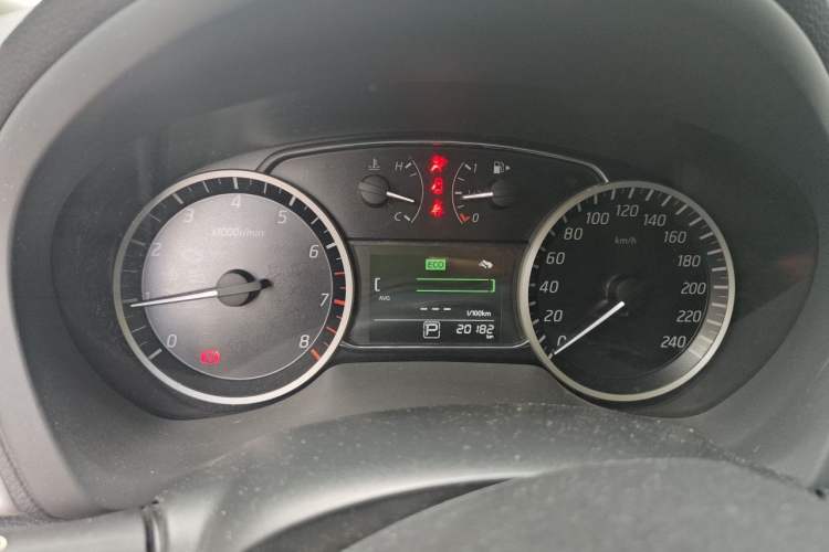 Used Nissan Sylphy 2016 1.6 XL CVT Deluxe Edition Instrument Cluster