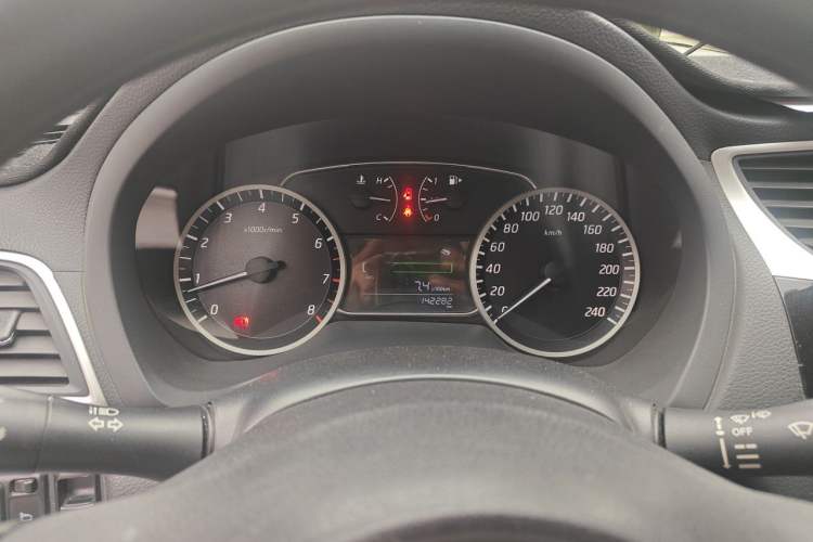 Used Nissan Sylphy 2016 1.6 XL Manual Luxury Edition Instrument Cluster