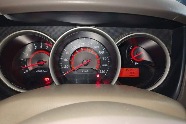 Used Nissan Sylphy 2016 Classic 1.6XE Automatic Comfort Edition Instrument Cluster