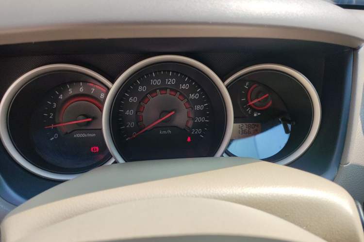 Used Nissan Sylphy 2016 Classic 1.6XE Manual Leading Edition Instrument Cluster