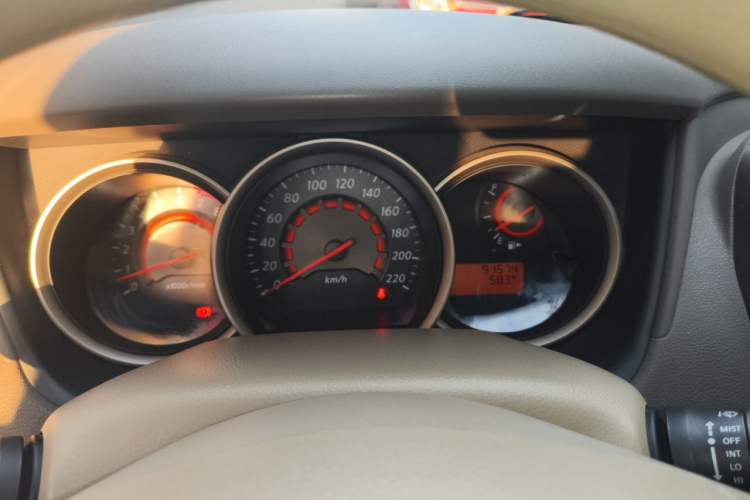 Used Nissan Sylphy 2016 Classic 1.6XE Manual Leading Edition Instrument Cluster