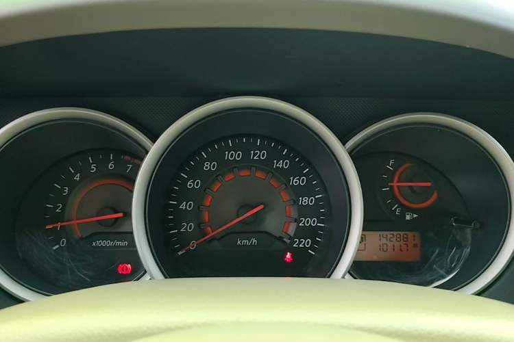 Used Nissan Sylphy 2016 Classic 1.6XE Automatic Comfort Edition Instrument Cluster