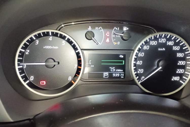 Used Nissan Sylphy 2016 1.6XV CVT Smart Enjoyment Version Instrument Cluster