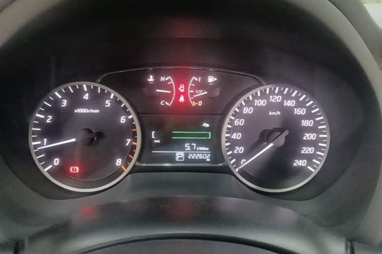 Used Nissan Sylphy 2016 1.6 XL CVT Luxury Edition Instrument Cluster