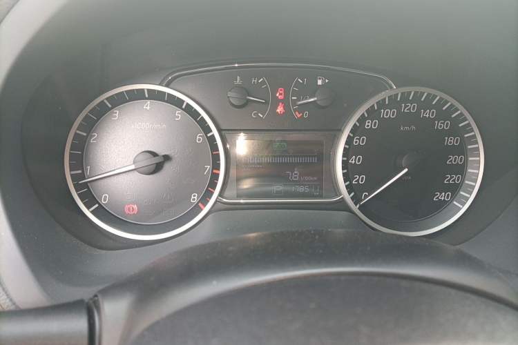 Used Nissan Sylphy 2016 1.6 XL CVT Deluxe Edition Instrument Cluster