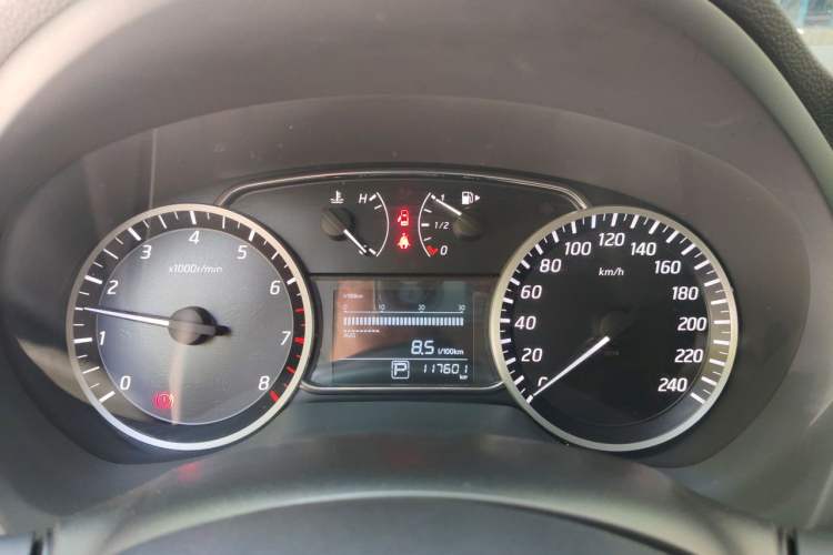 Used Nissan Sylphy 2016 1.6 XL CVT Deluxe Edition Instrument Cluster