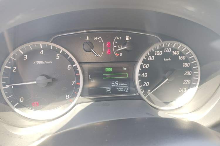 Used Nissan Sylphy 2016 1.6 XL CVT Deluxe Edition Instrument Cluster