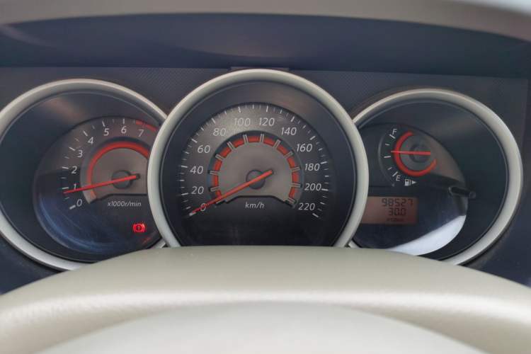 Used Nissan Sylphy 2016 Classic 1.6XE Manual Leading Edition Instrument Cluster