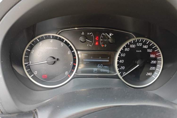 Used Nissan Sylphy 2016 1.6 XL CVT Deluxe Edition Instrument Cluster