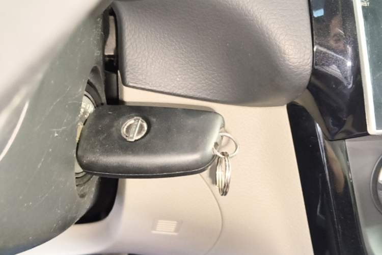 Used Nissan Sylphy 2016 1.6 XL Manual Luxury Edition Interior 1