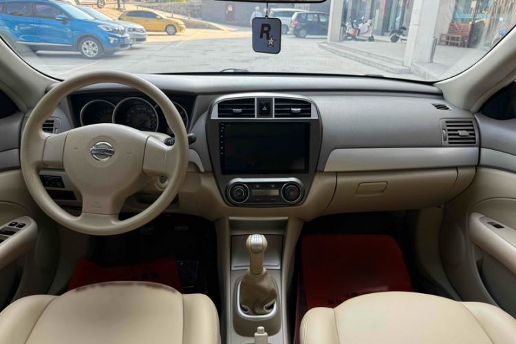 Used Nissan Sylphy 2016 Classic 1.6XE Manual Leading Edition Interior 1