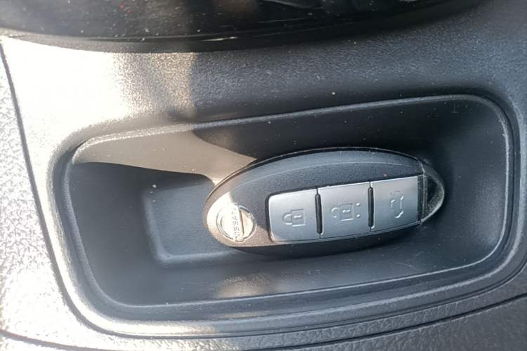 Used Nissan Sylphy 2016 1.6XV CVT Smart Enjoyment Version Interior 1