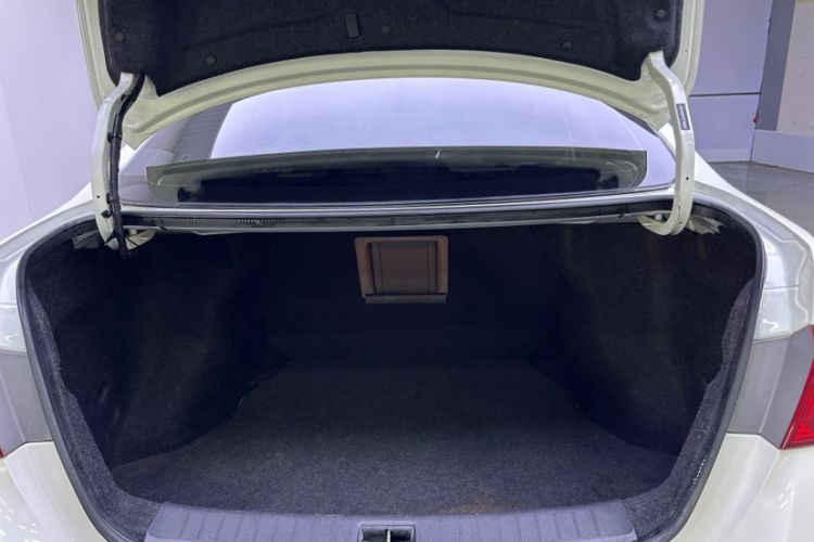Used Nissan Sylphy 2016 1.6 XL CVT Luxury Edition Interior 1