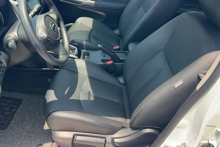 Used Nissan Sylphy 2016 1.6XV CVT Smart Enjoyment Version Interior 1