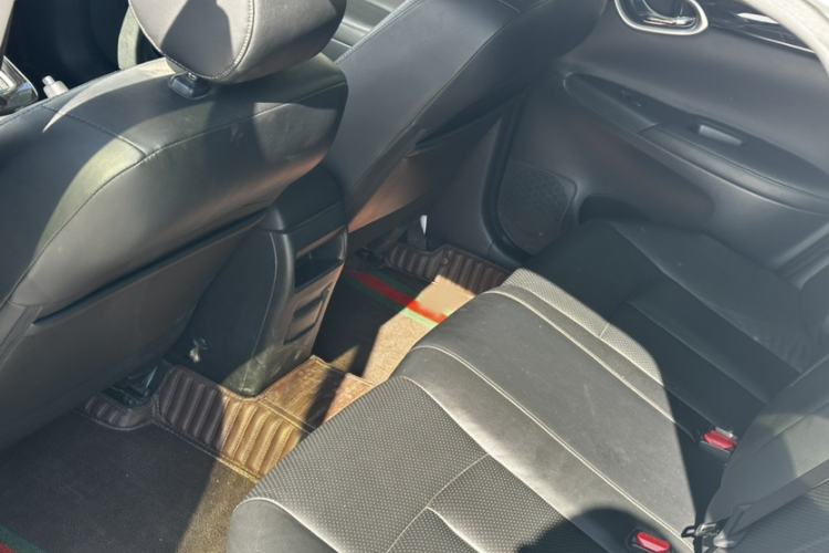 Used Nissan Sylphy 2016 1.6 XL CVT Luxury Edition Interior 10