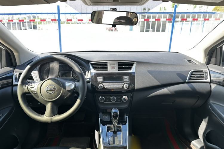 Used Nissan Sylphy 2016 1.6 XL CVT Luxury Edition Interior 11
