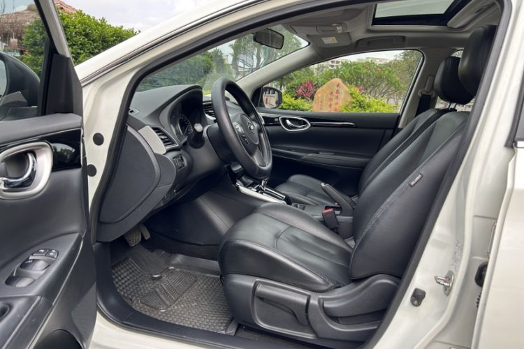 Used Nissan Sylphy 2016 1.6 XL CVT Deluxe Edition Interior 2