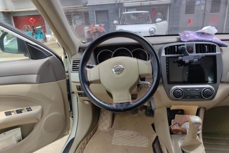 Used Nissan Sylphy 2016 Classic 1.6XE Manual Comfort Edition Interior 3