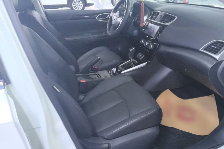 Used Nissan Sylphy 2016 1.6XV CVT Smart Enjoyment Version Interior 3