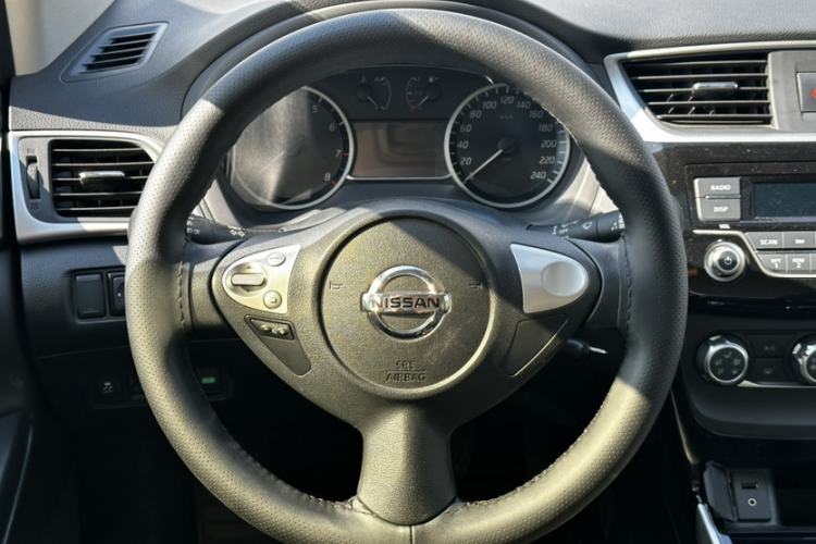 Used Nissan Sylphy 2016 1.6 XL CVT Luxury Edition Interior 4
