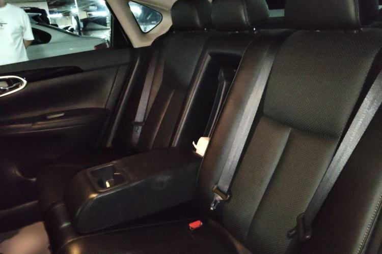 Used Nissan Sylphy 2016 1.6 XL CVT Deluxe Edition Interior 4