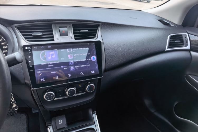 Used Nissan Sylphy 2016 1.6 XL Manual Luxury Edition Interior 5