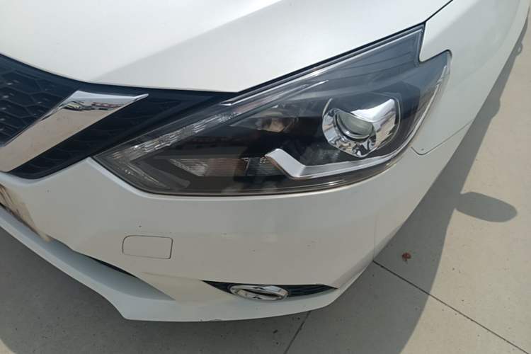 Used Nissan Sylphy 2016 1.6XV CVT Smart Enjoyment Version Left Front Headlight