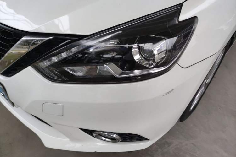 Used Nissan Sylphy 2016 1.6XV CVT Smart Enjoyment Version Left Front Headlight