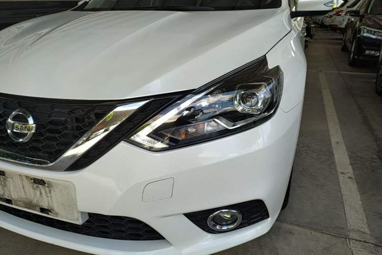 Used Nissan Sylphy 2016 1.6XV CVT Smart Enjoyment Version Left Front Headlight