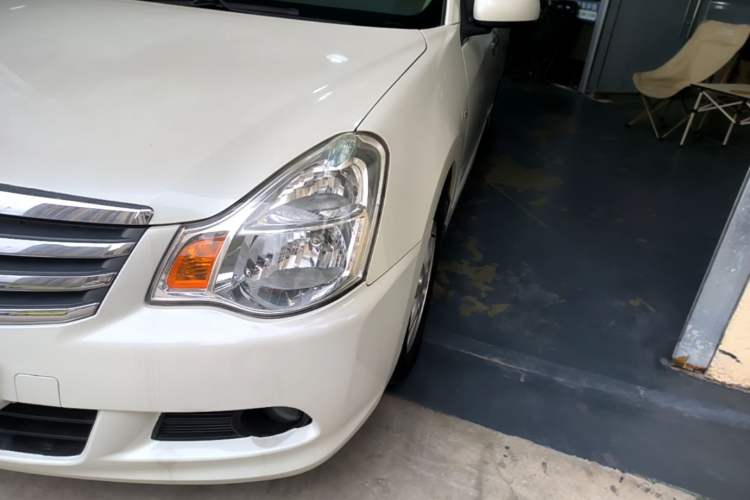 Used Nissan Sylphy 2016 Classic 1.6XE Automatic Leading Edition Left Front Headlight