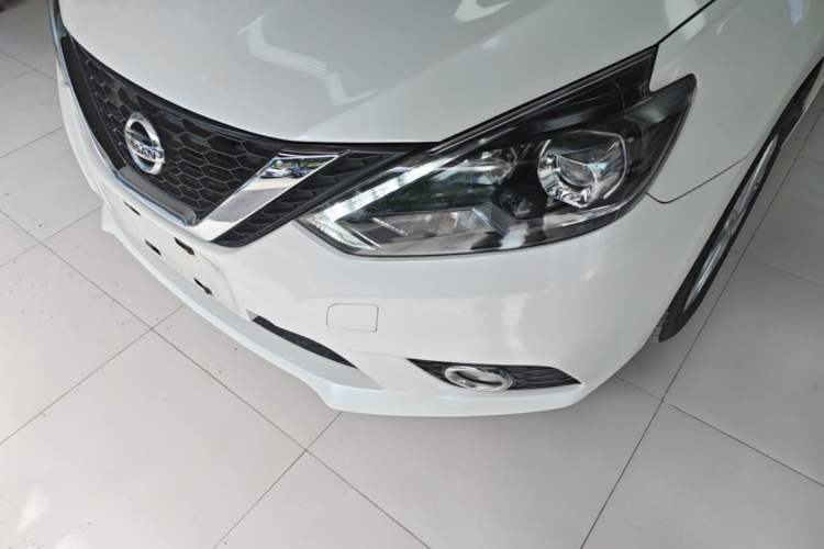 Used Nissan Sylphy 2016 1.6XV CVT Smart Enjoyment Version Left Front Headlight