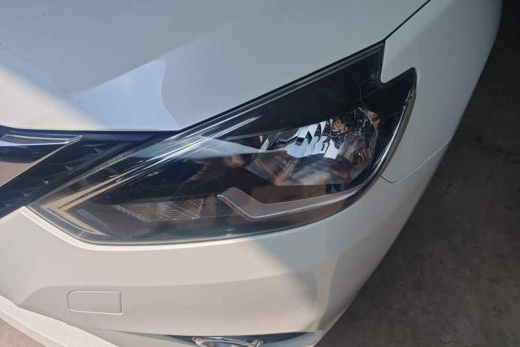 Used Nissan Sylphy 2016 1.6 XL CVT Deluxe Edition Left Front Headlight