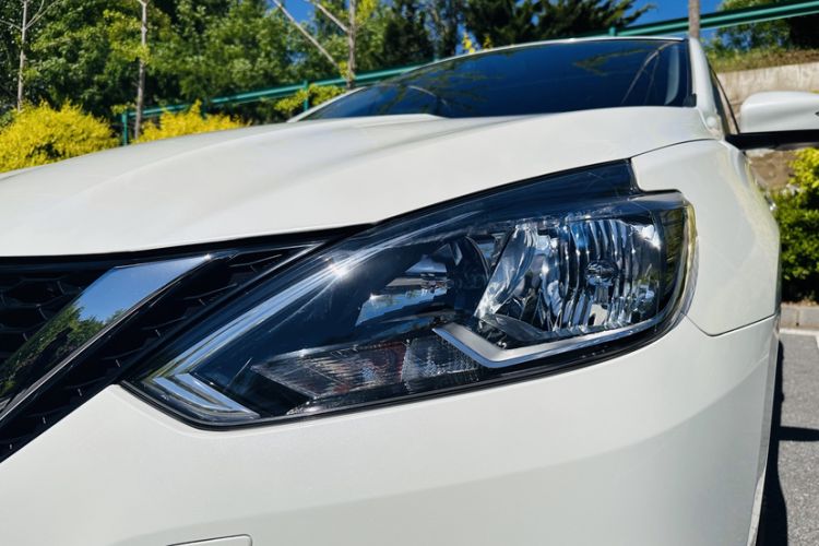 Used Nissan Sylphy 2016 1.6 XL CVT Deluxe Edition Left Front Headlight