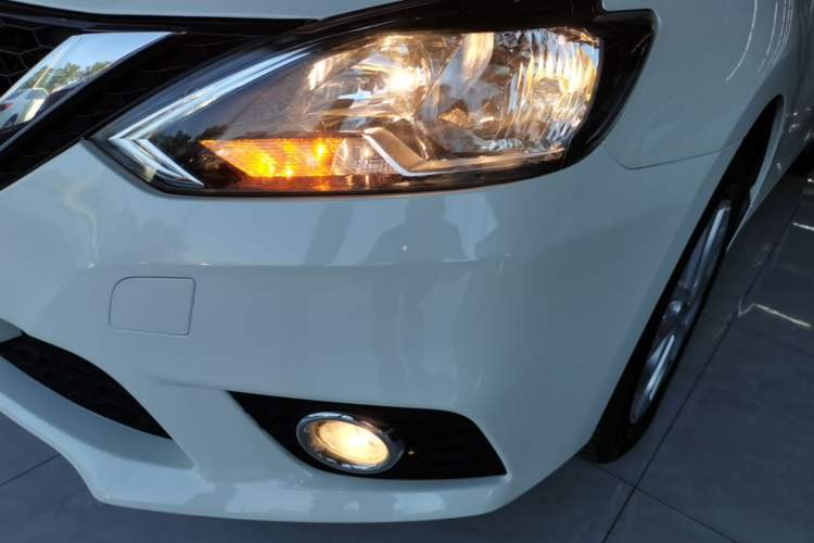 Used Nissan Sylphy 2016 1.6 XL CVT Luxury Edition Left Front Headlight