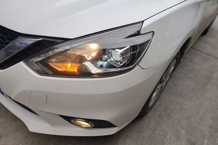 Used Nissan Sylphy 2016 1.6 XL CVT Deluxe Edition Left Front Headlight