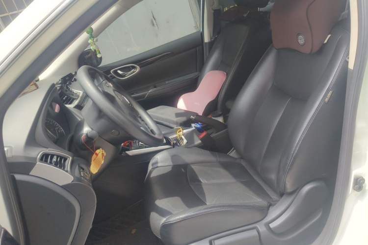 Used Nissan Sylphy 2016 1.6 XL CVT Deluxe Edition Left Front Seat