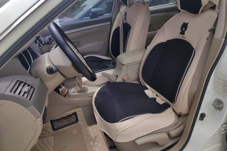 Used Nissan Sylphy 2016 Classic 1.6XE Manual Comfort Edition Left Front Seat
