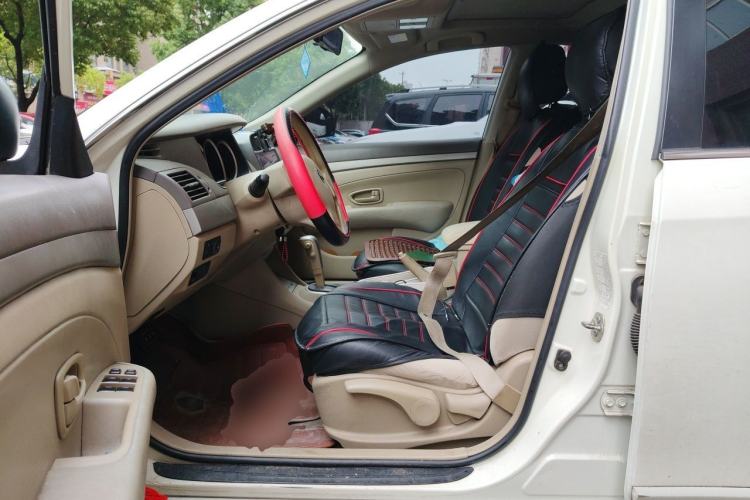 Used Nissan Sylphy 2016 Classic 1.6XE Automatic Leading Edition Left Front Seat