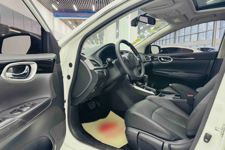 Used Nissan Sylphy 2016 1.6XV CVT Smart Enjoyment Version Left Front Seat