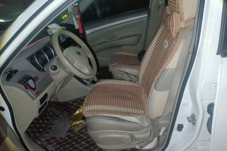 Used Nissan Sylphy 2016 Classic 1.6XE Automatic Comfort Edition Left Front Seat