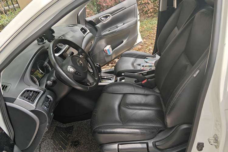 Used Nissan Sylphy 2016 1.6 XL CVT Deluxe Edition Left Front Seat