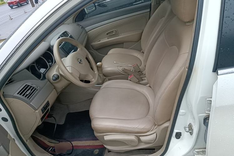 Used Nissan Sylphy 2016 Classic 1.6XE Manual Comfort Edition Left Front Seat