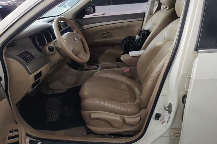 Used Nissan Sylphy 2016 Classic 1.6XE Automatic Comfort Edition Left Front Seat