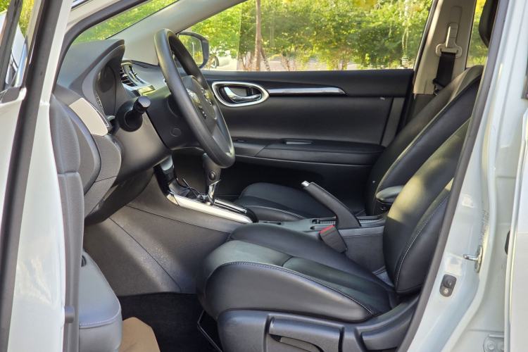 Used Nissan Sylphy 2016 1.6XV CVT Smart Enjoyment Version Left Front Seat