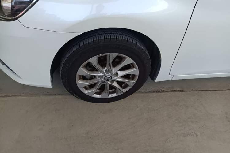 Used Nissan Sylphy 2016 1.6XV CVT Smart Enjoyment Version Left Front Wheel Hub