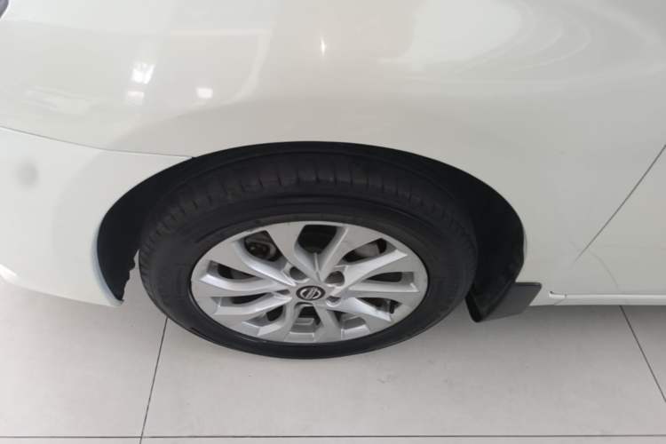 Used Nissan Sylphy 2016 1.6XV CVT Smart Enjoyment Version Left Front Wheel Hub