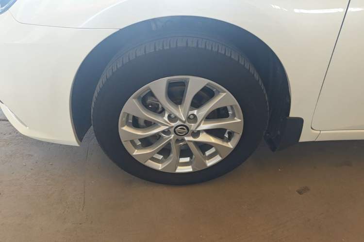 Used Nissan Sylphy 2016 1.6XV CVT Smart Enjoyment Version Left Front Wheel Hub