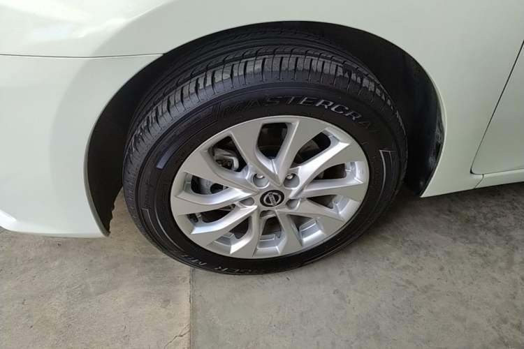 Used Nissan Sylphy 2016 1.6XV CVT Smart Enjoyment Version Left Front Wheel Hub