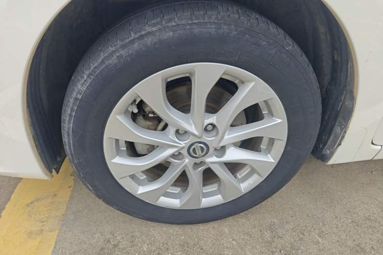 Used Nissan Sylphy 2016 1.6 XL CVT Deluxe Edition Left Front Wheel Hub